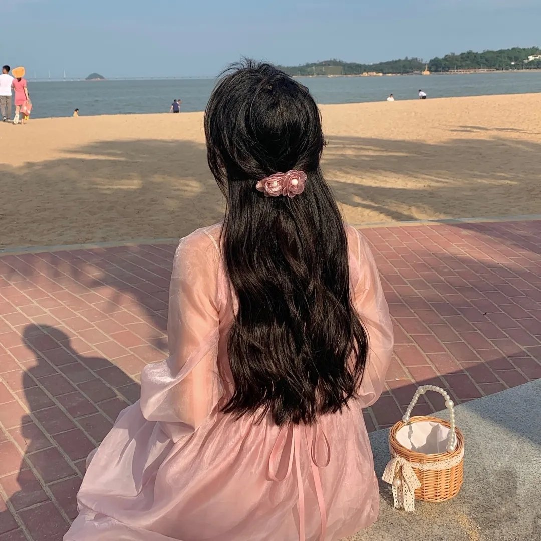 震耳欲聋